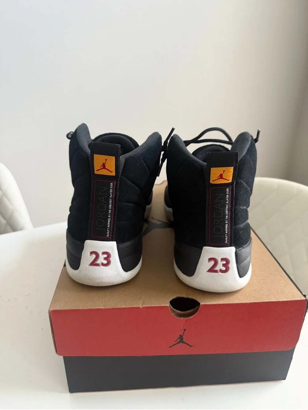 Jordan 12 Reverse Taxi size 12 slightly used. Men’s